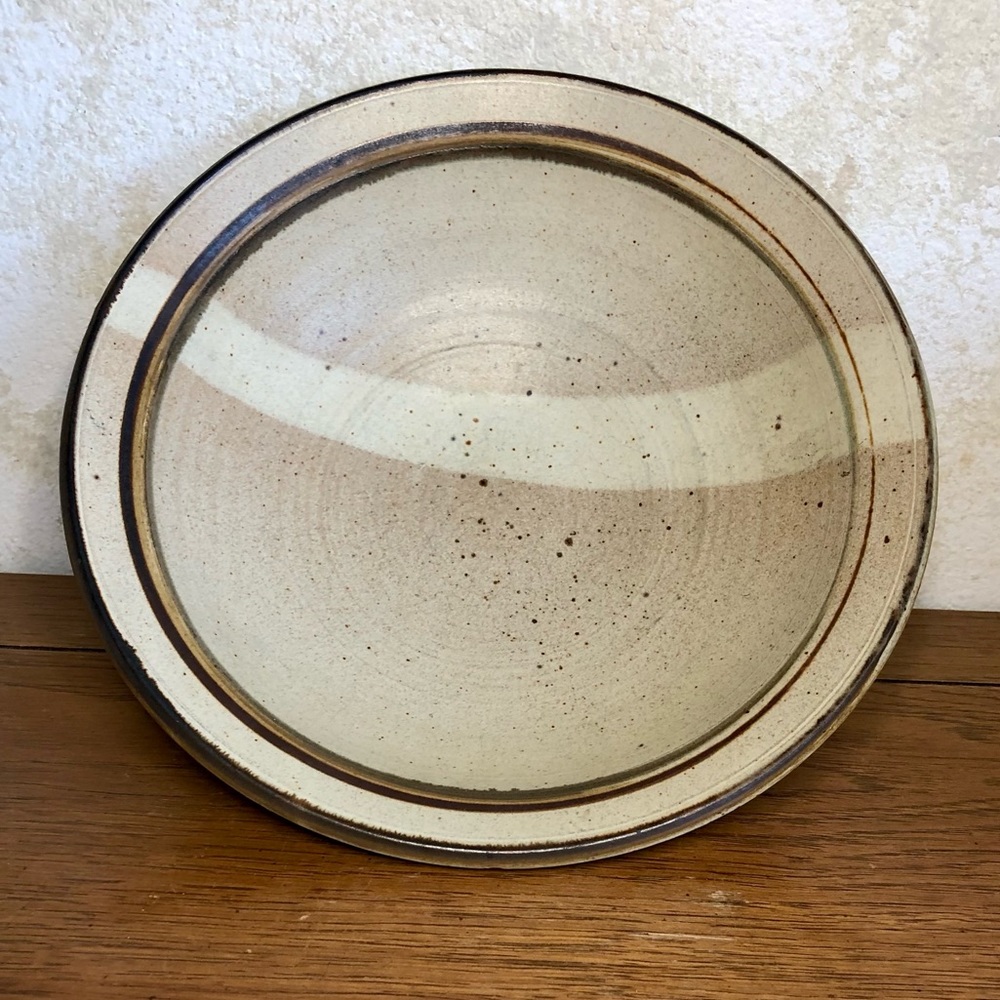 10 inch signed late 1980s studio art pottery centerpiece serving bowl